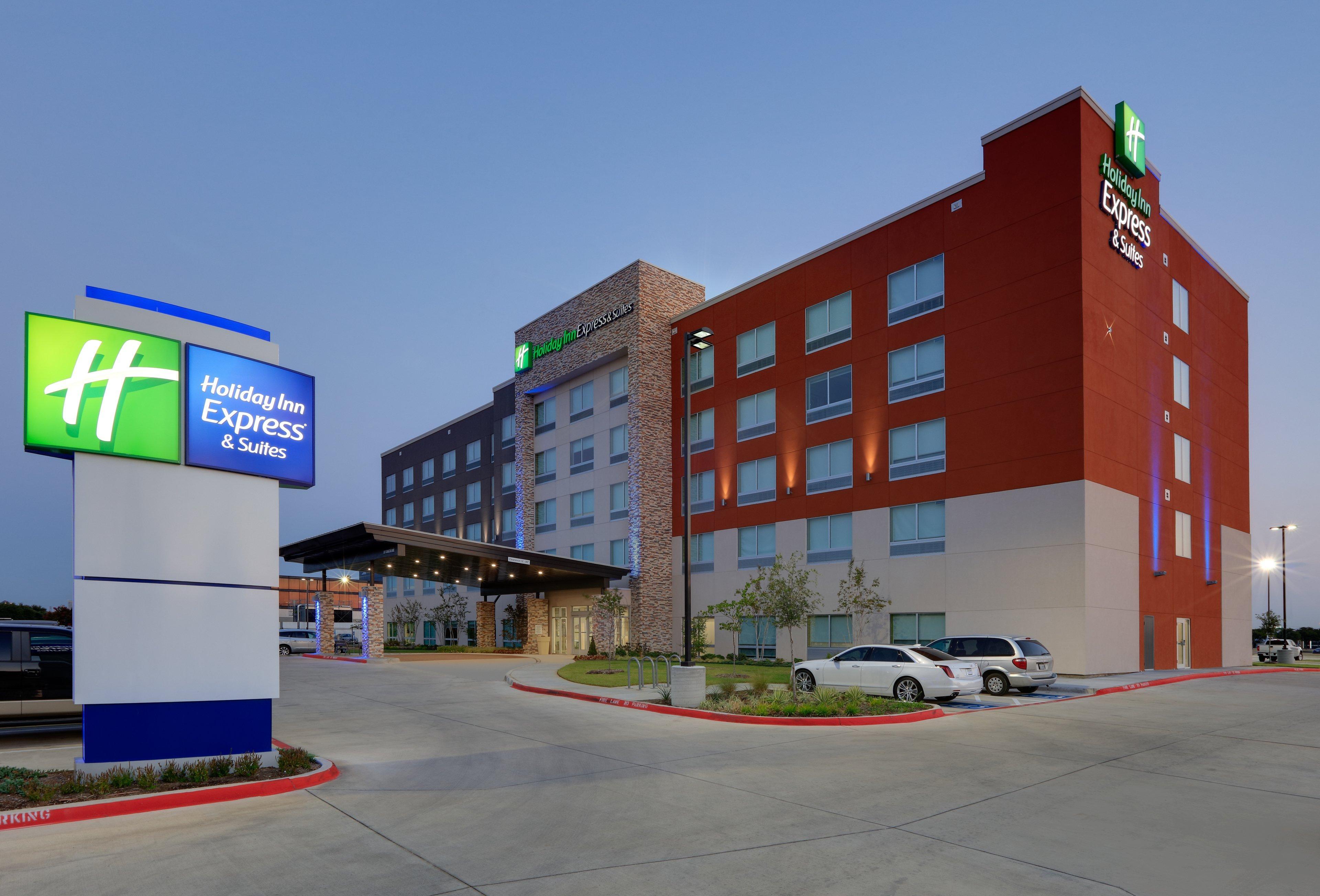 Holiday Inn Express & Suites - Dallas Nw Hwy - Love Field By Ihg Bagian luar foto