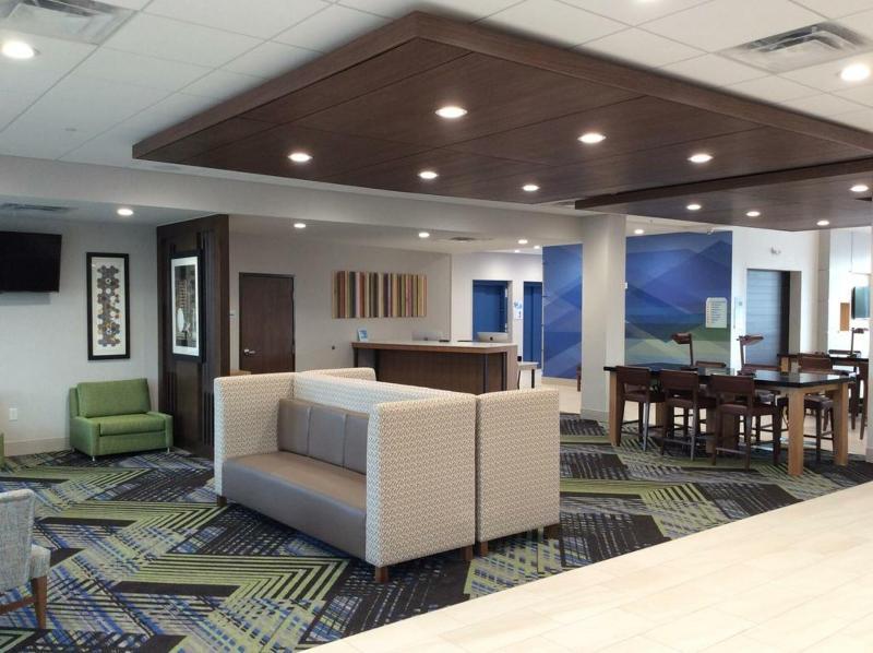 Holiday Inn Express & Suites - Dallas Nw Hwy - Love Field By Ihg Bagian luar foto